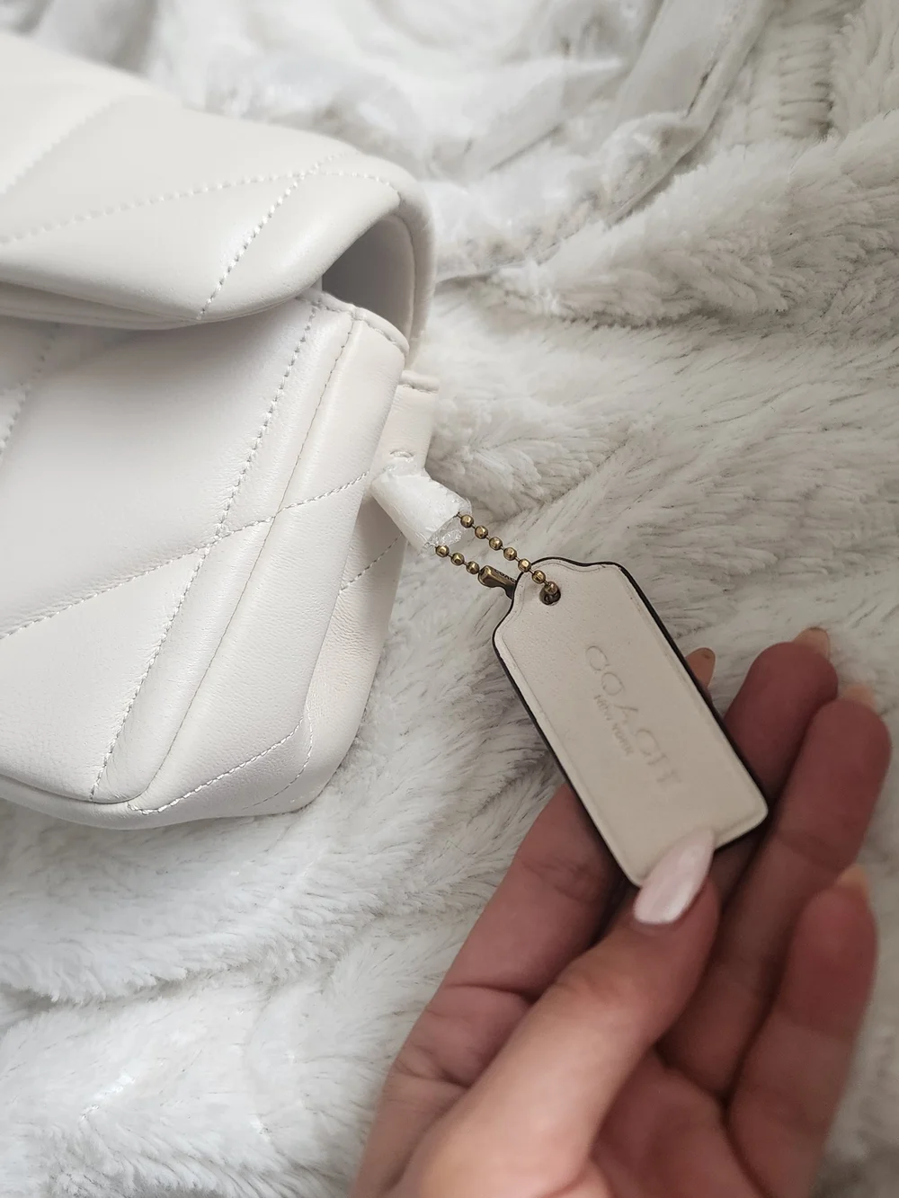 Coach Tabby Shoulder Bag 20 in Cream with Gold Hardware / INVOICE available - Picture 11 of 11